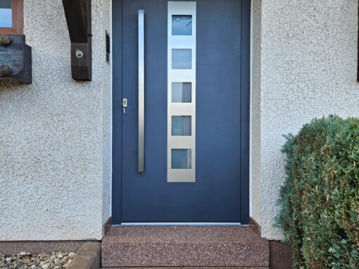 Neue Haustür in Breitenbach